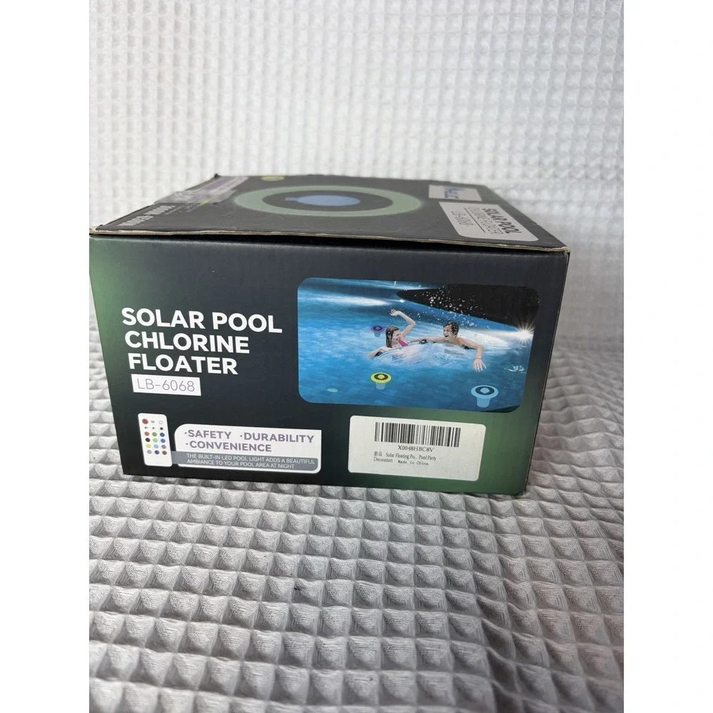 HELIC Solar LED Floating Pool Light LB-6068 IP68 Multicolor Remote Control